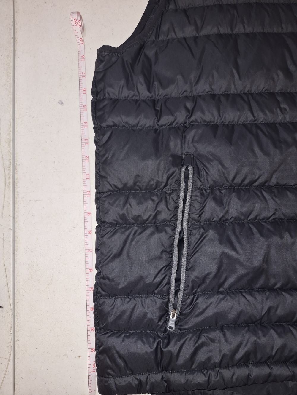 Under Armour Black Quilted Lightweight Puffer Vest 3XL preowned - Picture 4 of 8